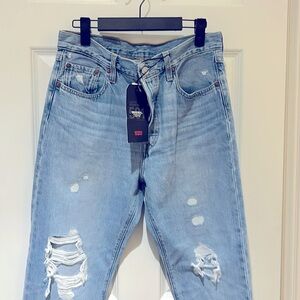 Levis 501 original cropped   jeans  NWT
